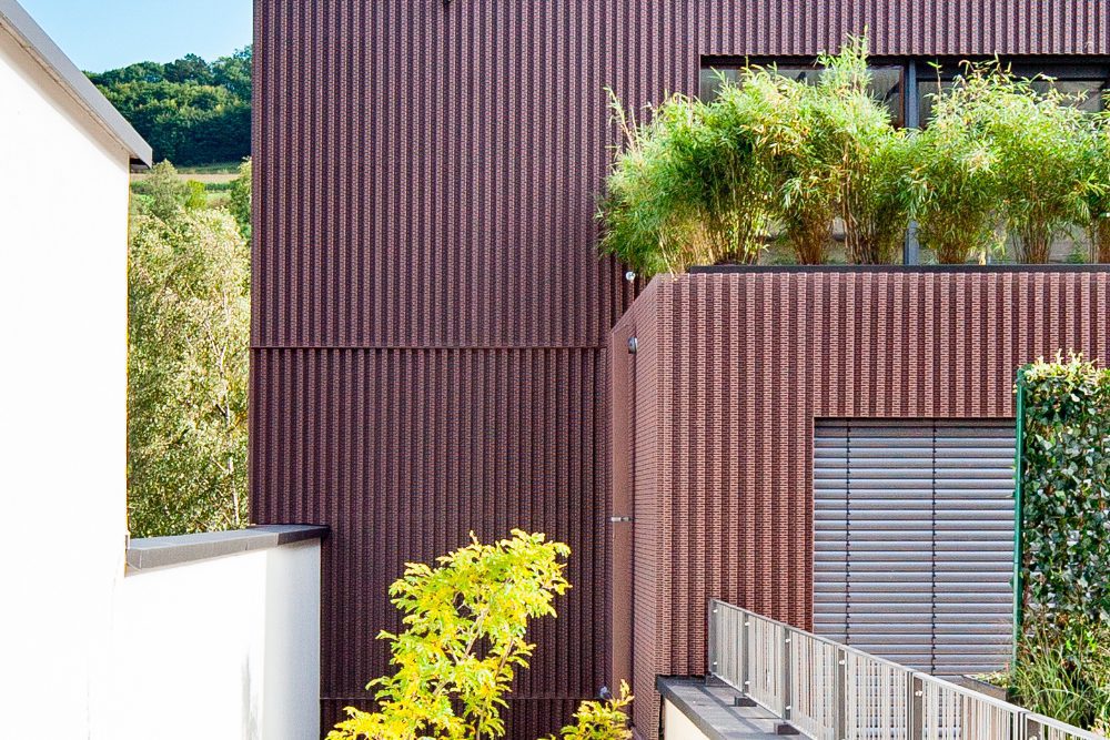 Jonas_rainbow_red3 Jonas Architectes